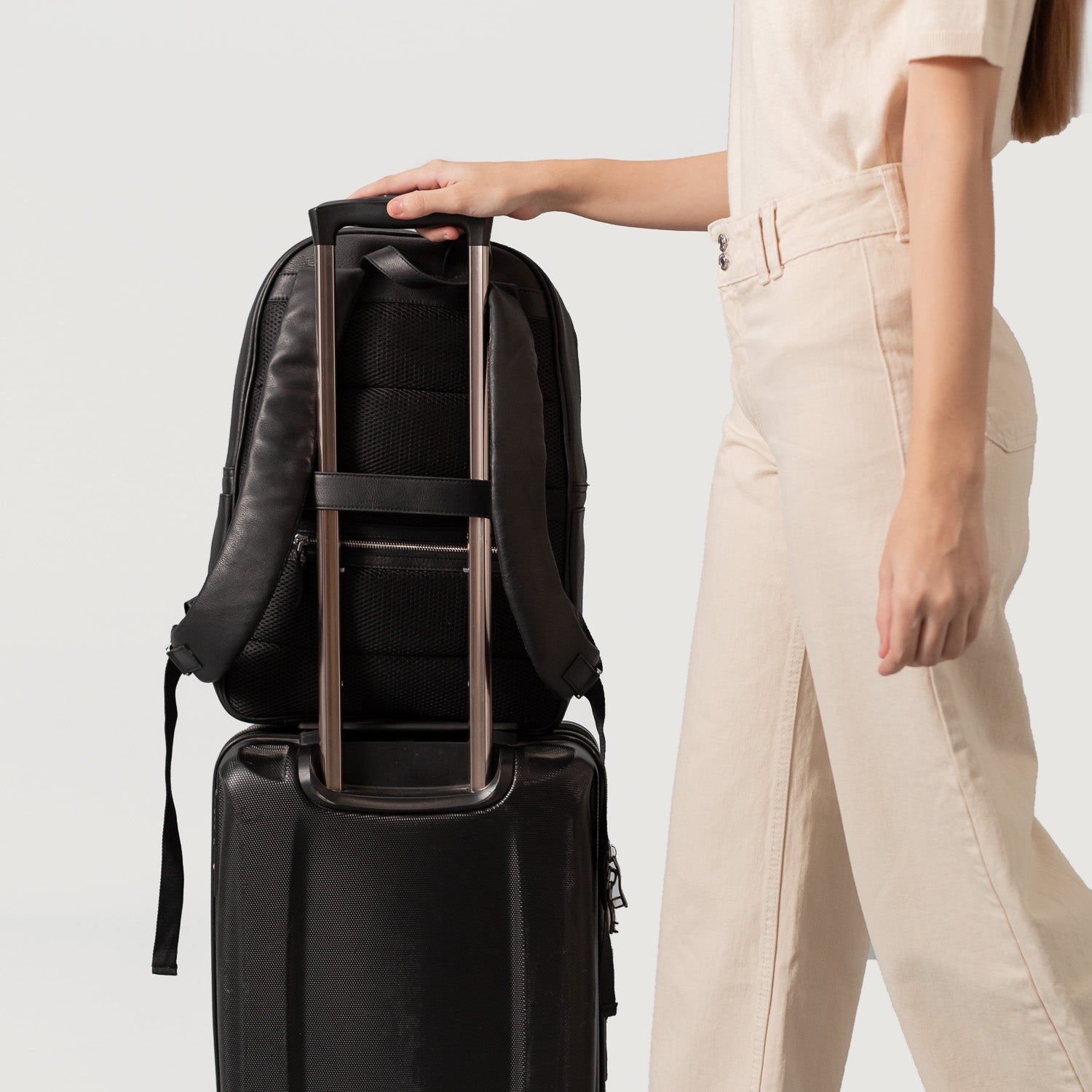 Luggage sleeve backpack hot sale